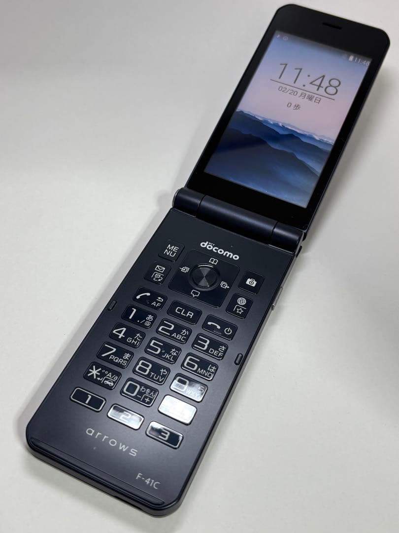 ★arrows ケータイ ベーシック F-41C ネイビー 012301