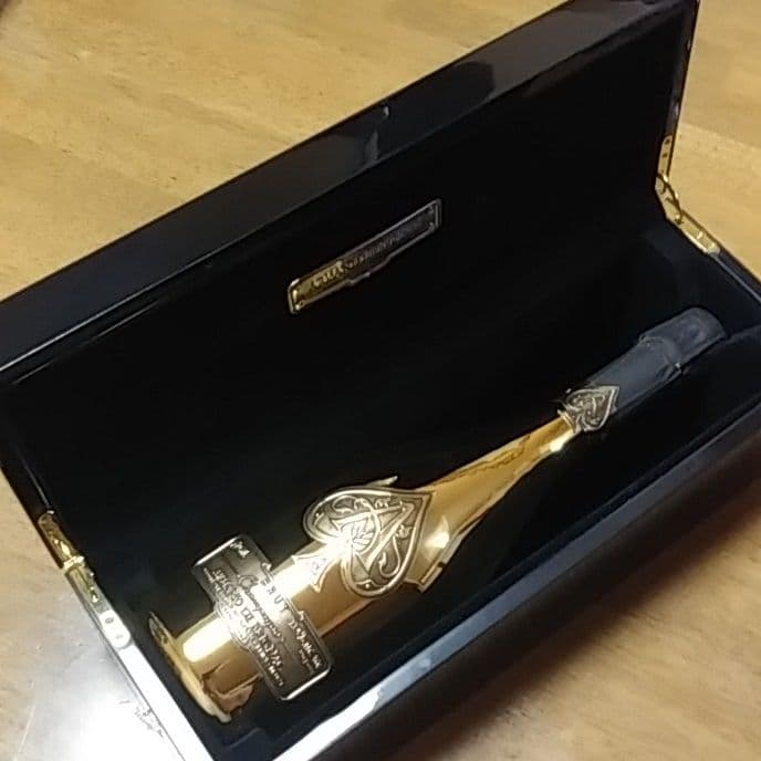 アルマンド　ブリニャック　ブリュット　ゴールド