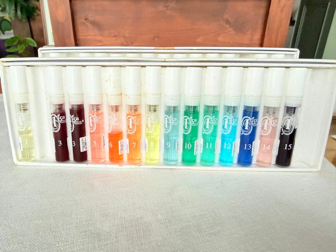 オーラソーマ ポマンダーセット(14本入)クイントエッセンス セット(15本入）