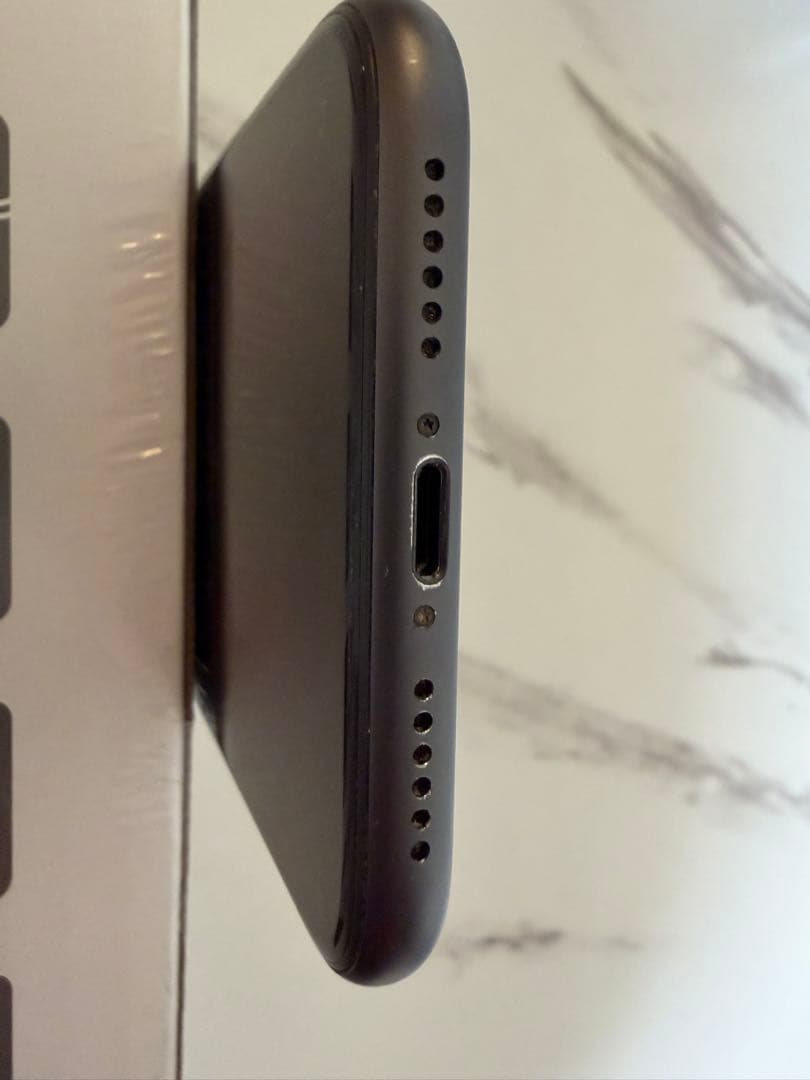 Apple iPhone 11 128GB ブラック