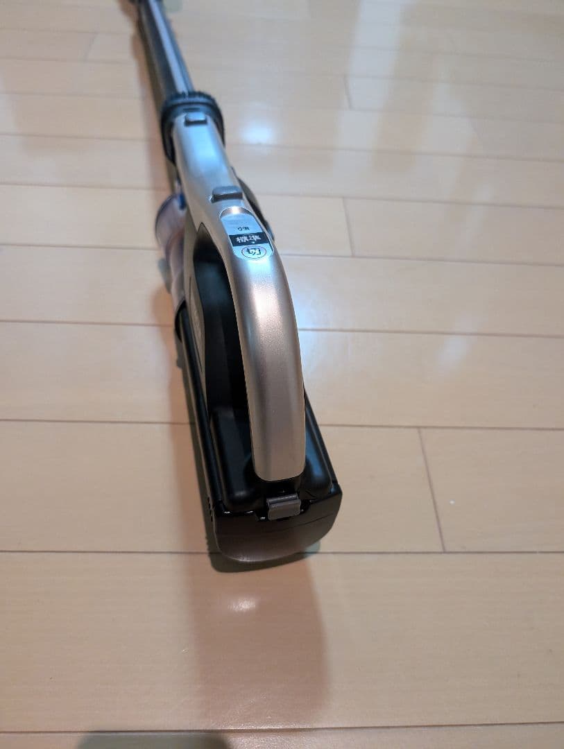 【本日中のみお値下げ】HITACHI スティッククリーナー PV-BL30H