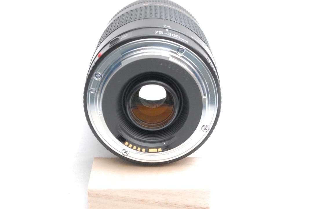 CANON ZOOM LENS EF 75-300mm 1:4-5.6Ⅲ USM