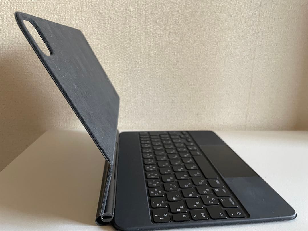 【純正品】11インチ Appleマジックキーボード 日本語　A2261