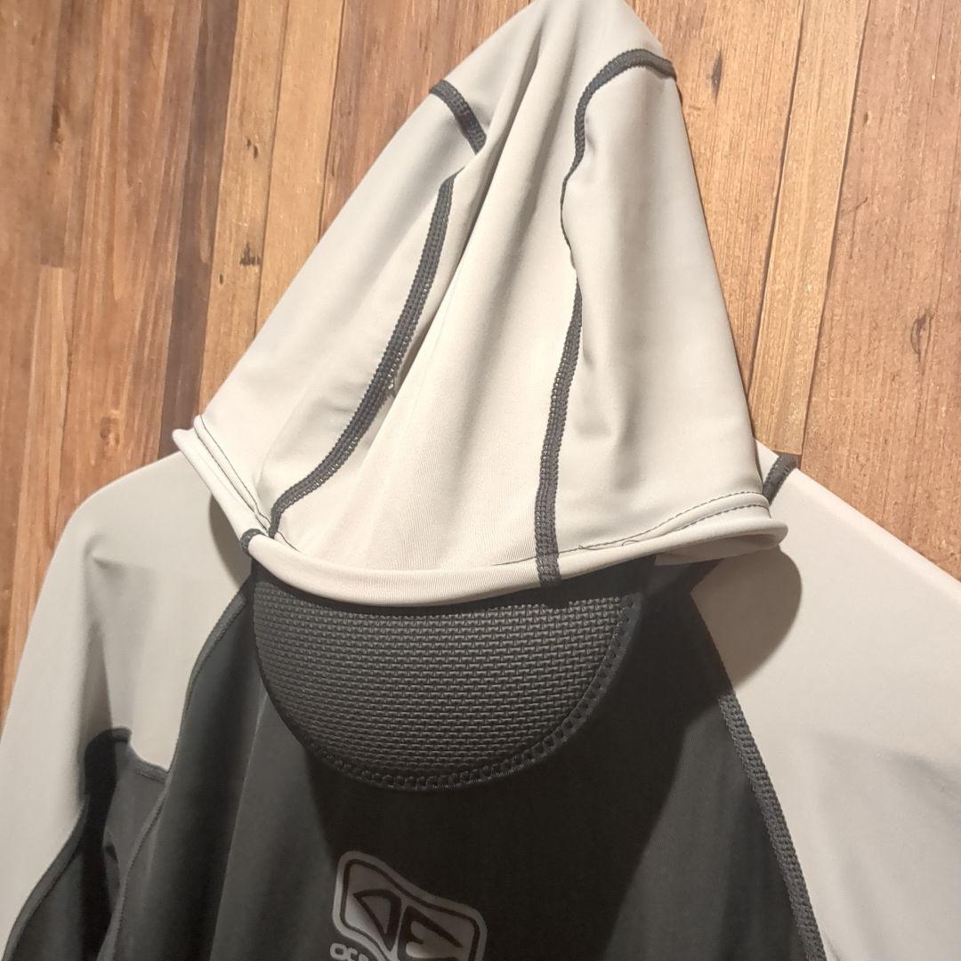 フードキャップ　長袖ラッシュガード ラッシュOCEAN&EARTH