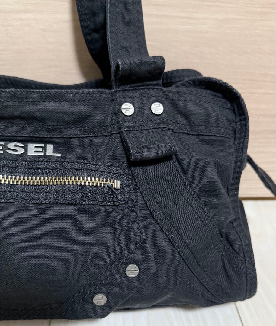 DIESEL ショルダーバッグ archive l logo Y2K