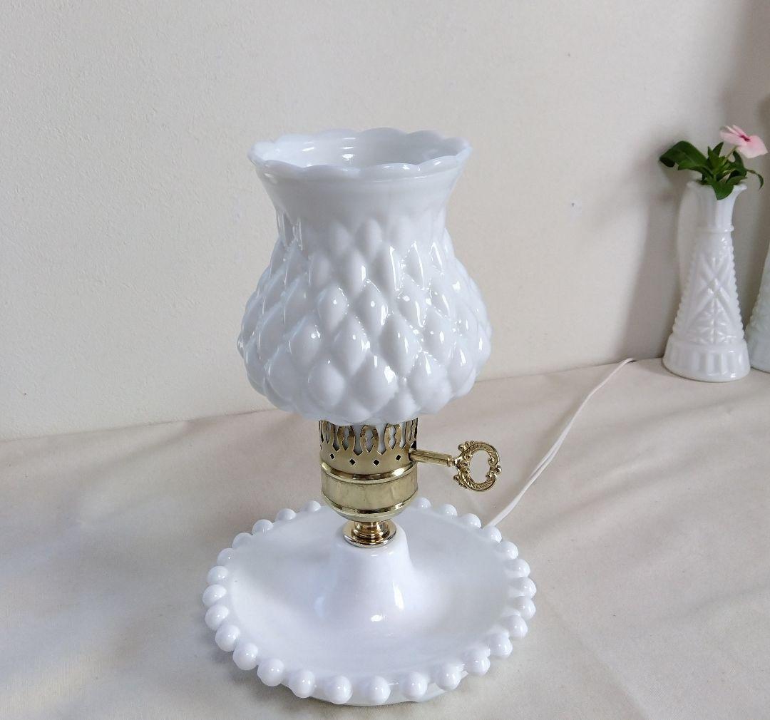 ミルクガラス ダイヤ柄 テーブルランプ ビンテージ