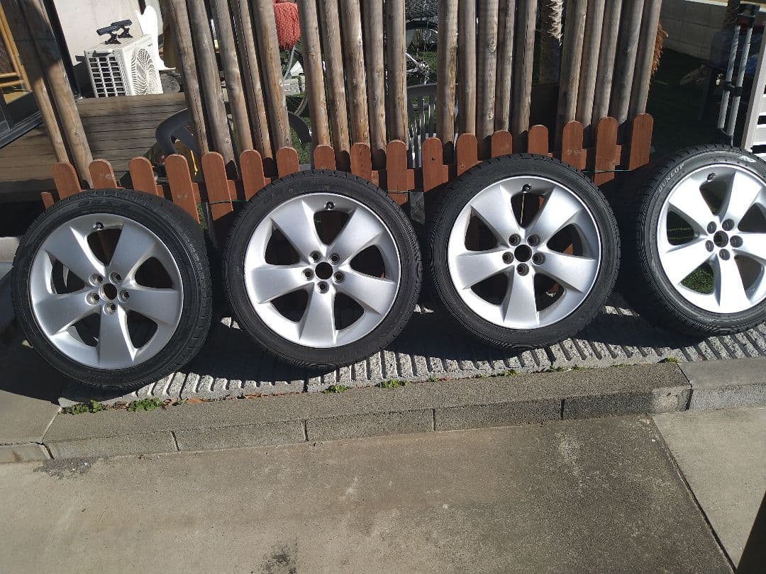 ３０プリウス純正Ｓツーリング１７インチホイール＋スタッドレスタイヤ４本セット