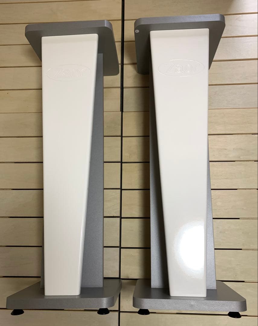 ぽんでりんぐ　zaor スピーカースタンド　白