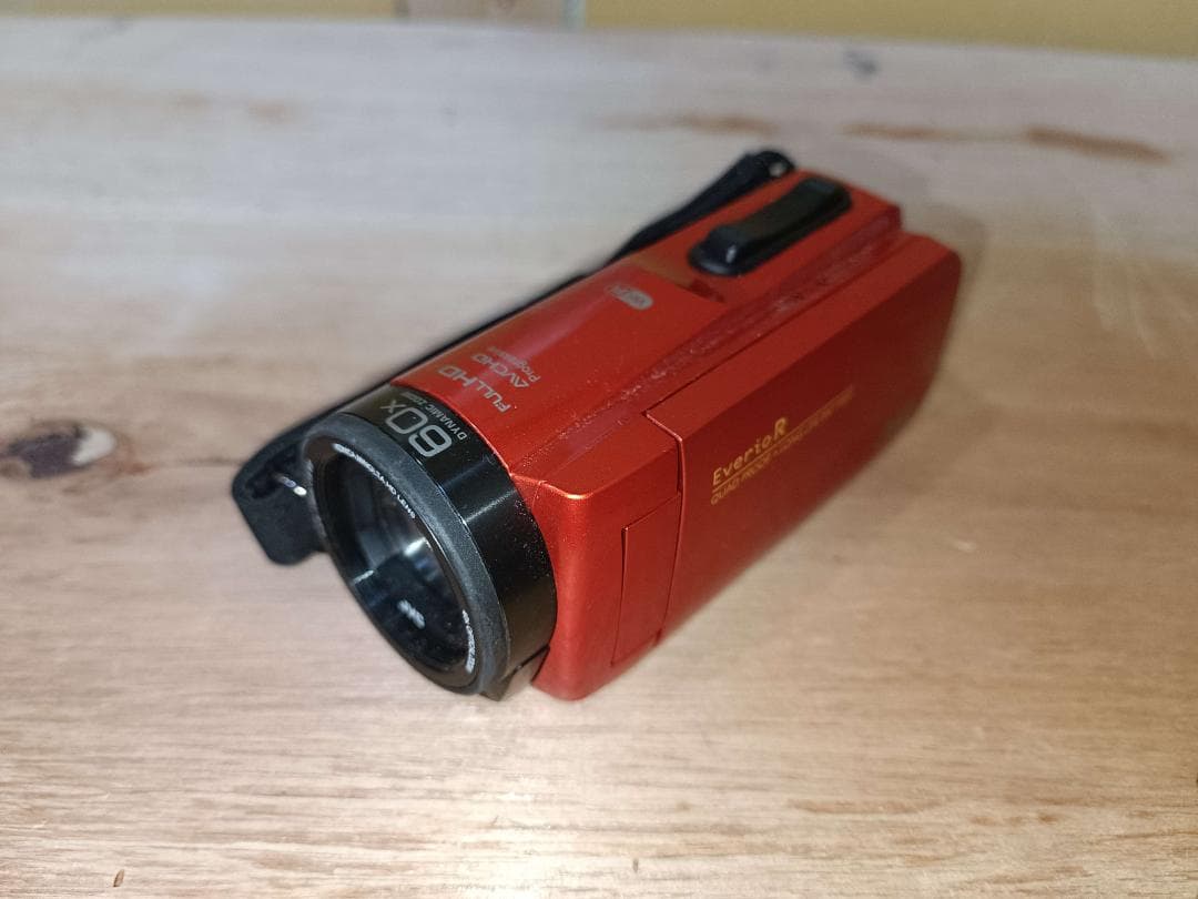 【防水/防塵/耐衝撃/耐低温】JVC Everio R GZ-RX680-D