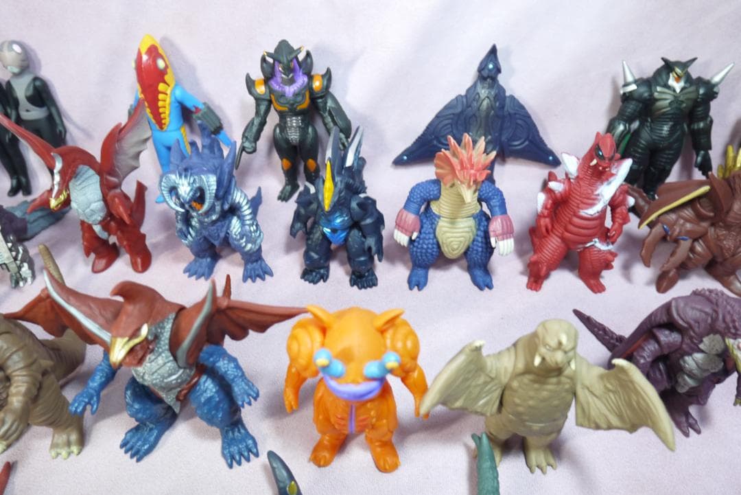 ウルトラ怪獣シリーズ500　怪獣ソフビ　66体