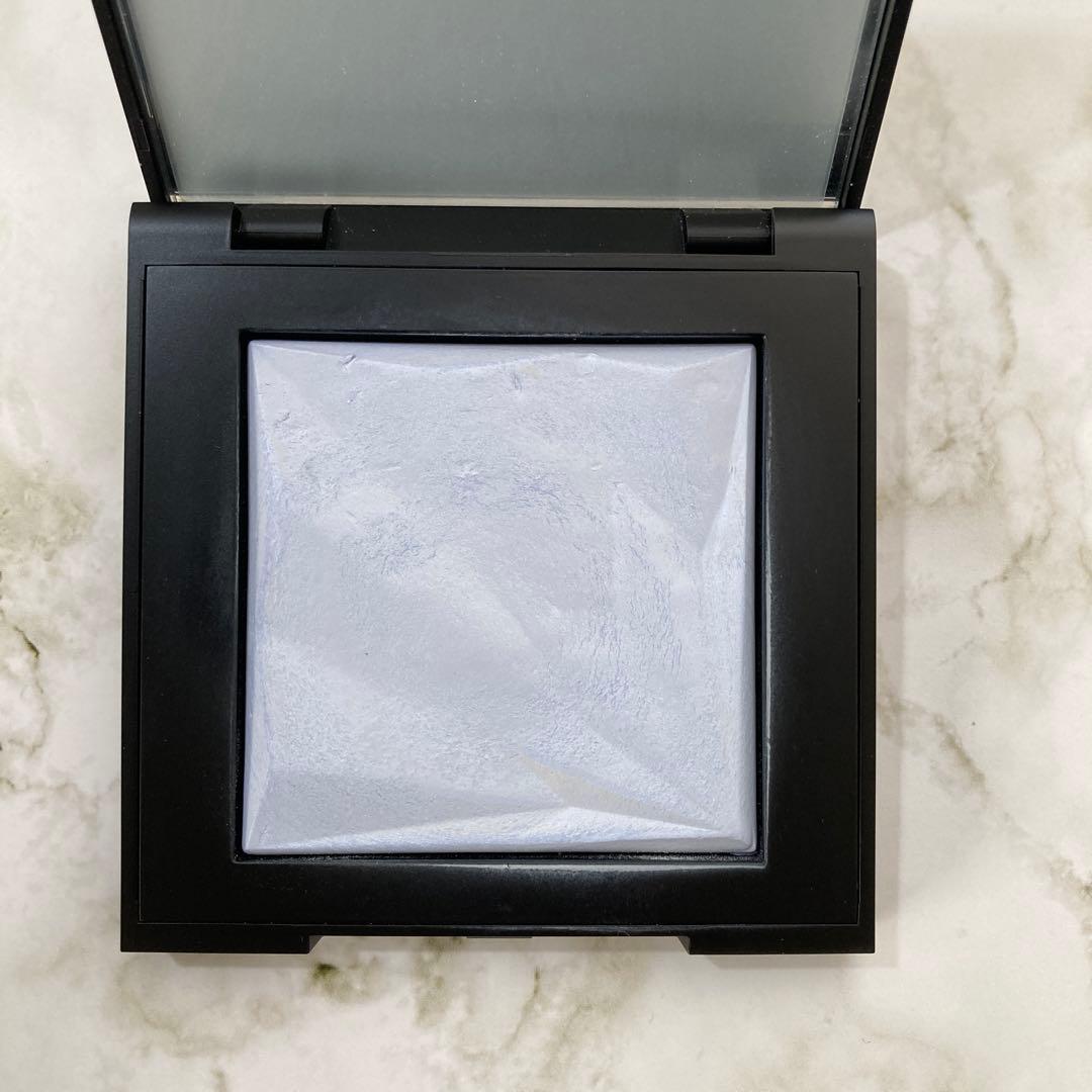 シュウウエムラ　☆ アンリミテッドルミマットセッティングジェルインパウダー