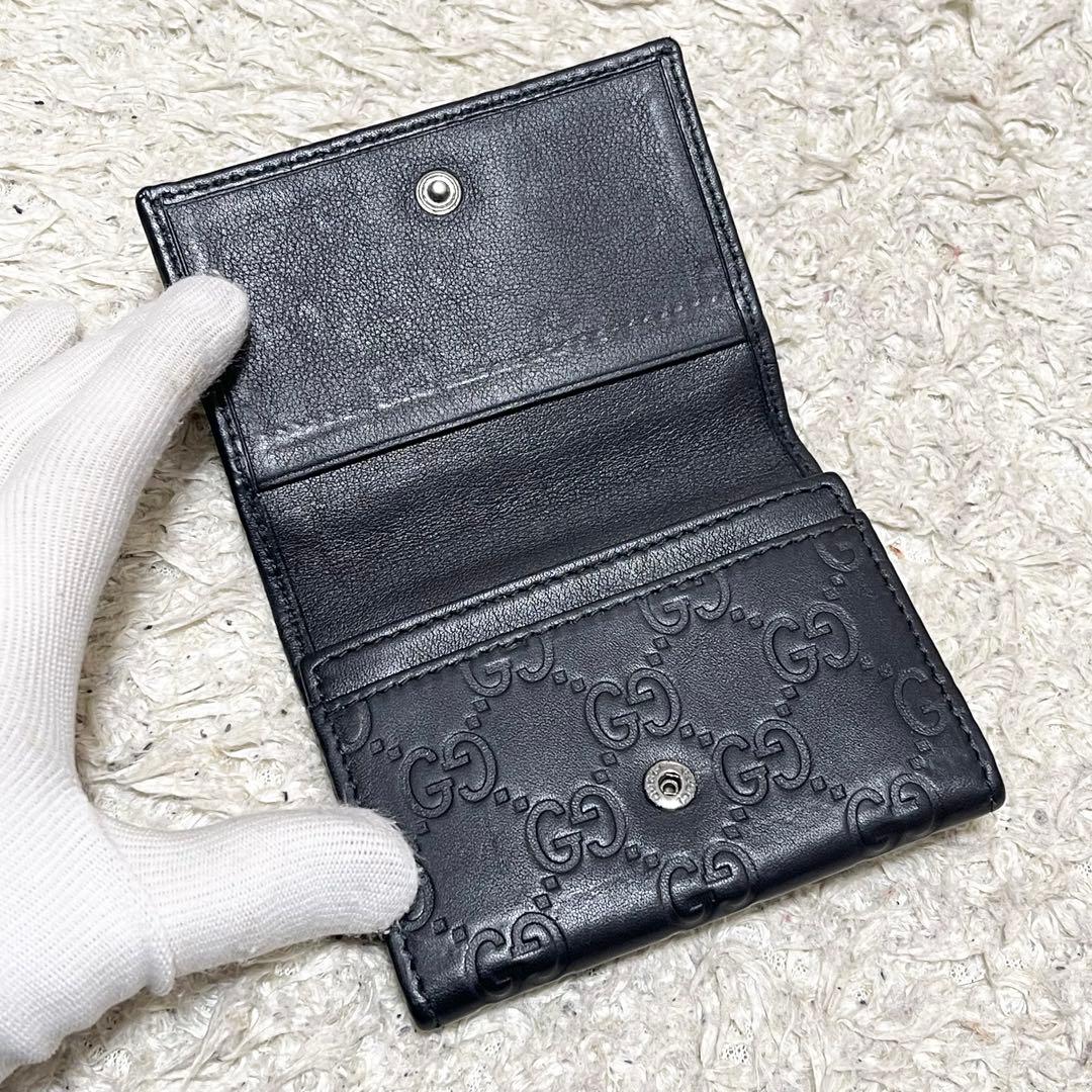 GUCCI 名刺ケース　カードケース　シマ　レザー　GG柄　ロゴ金具　黒　定期