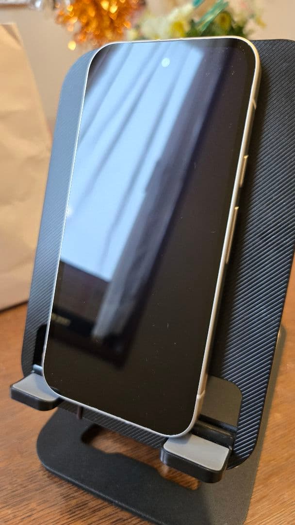 よ*ー様 Pixel9a Porcelain（ポーセリン）新品未使用