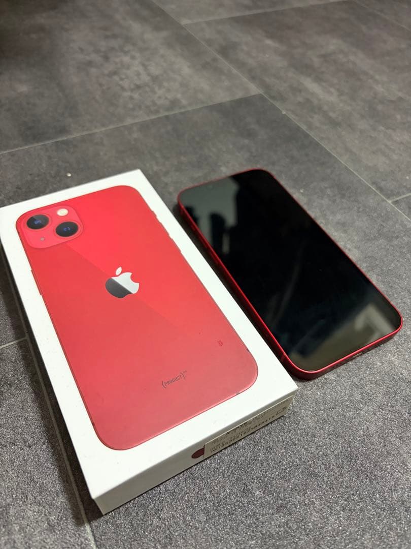 Apple iPhone 13 Product Red 本体　256GB 93%