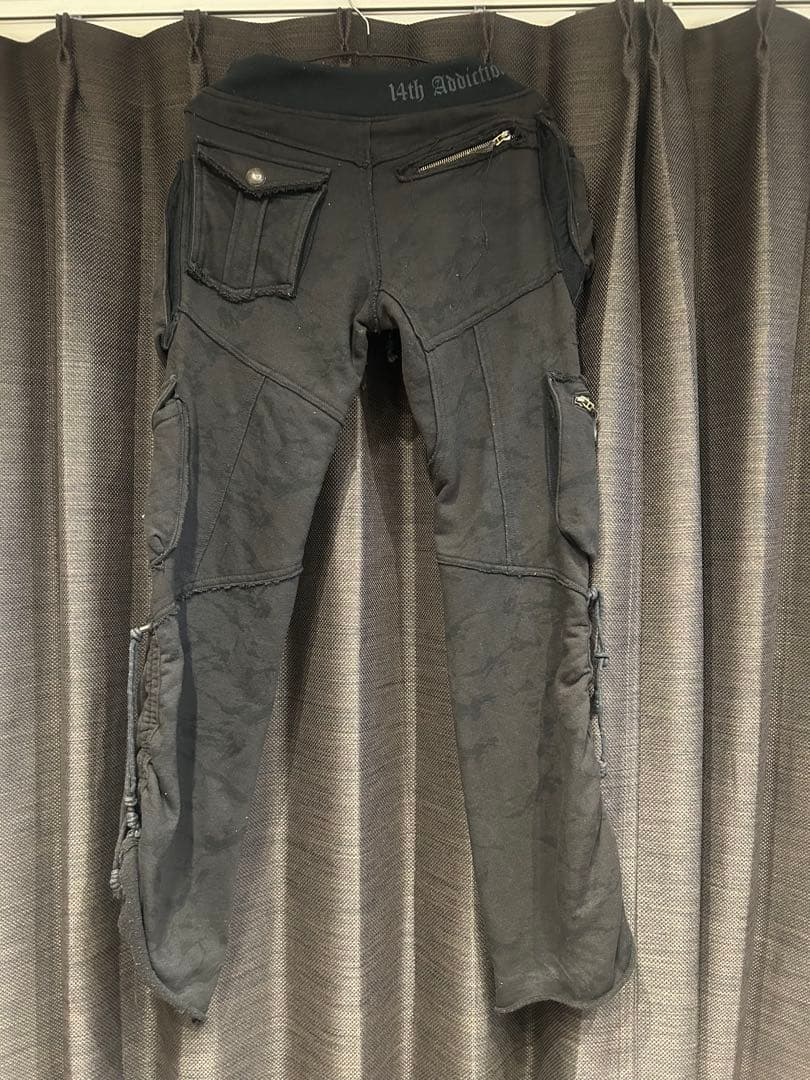 14th addiction スウェットパンツ