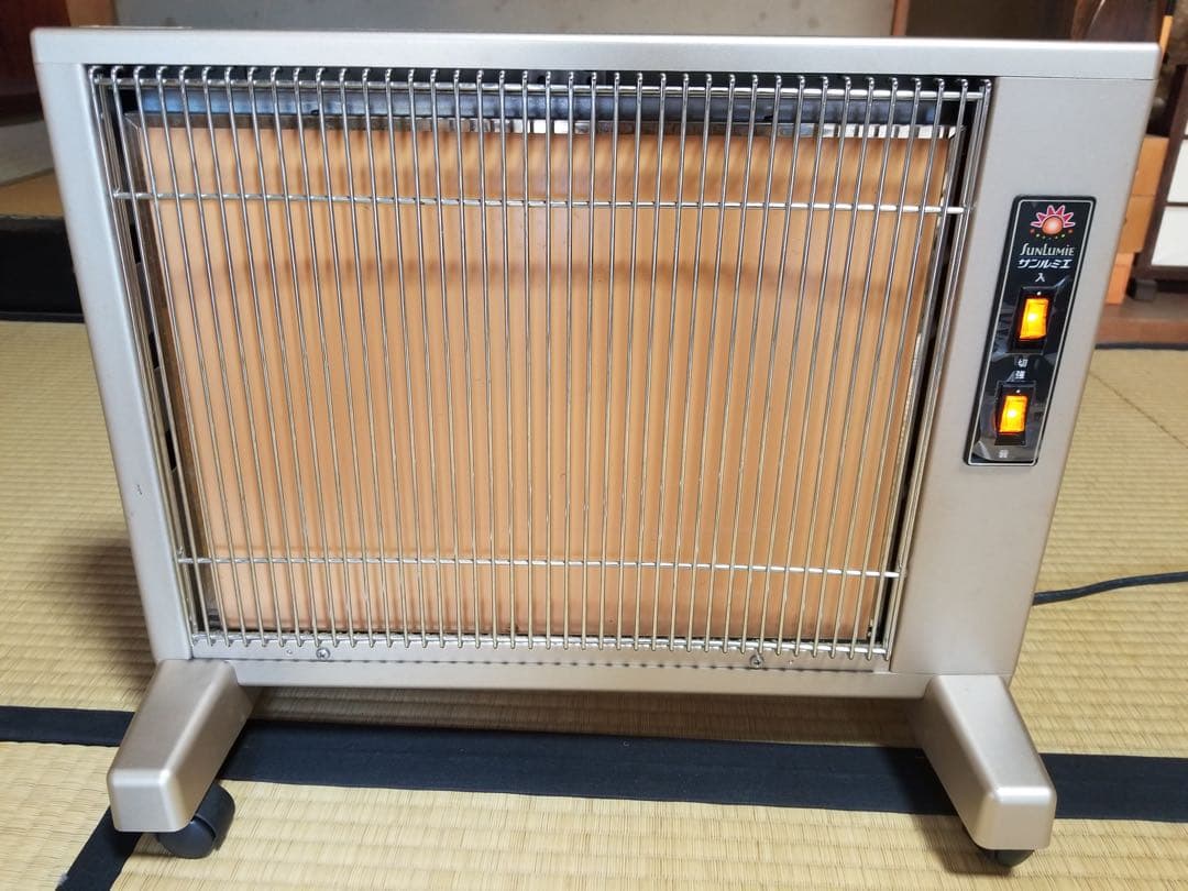 SUN LUMIE サンルミエ　Cute キュート外線電気ストーブ E800LS