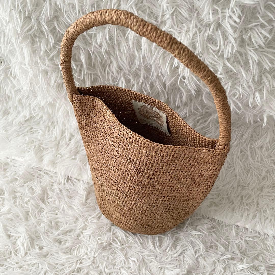 MADE IN MADA バケツバッグ　ハンドバッグ　かごバッグ　天然素材