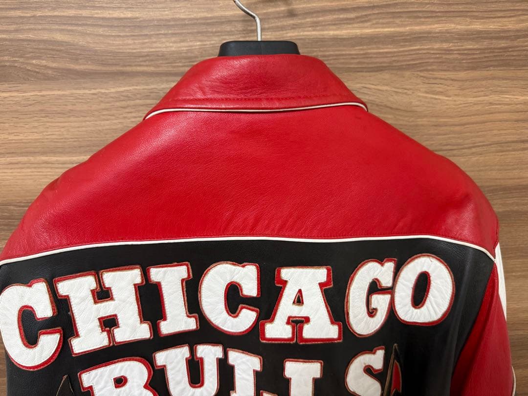 ジェフハミルトン シカゴブルズ レザー スタジャン リバーシブル 帽子セット M