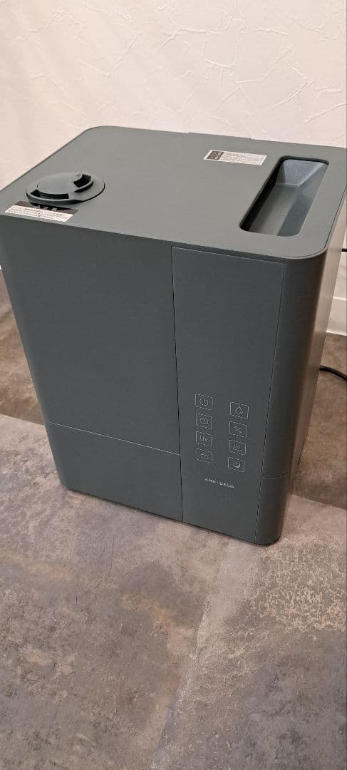 ほぼ未使用　加湿器　大容量