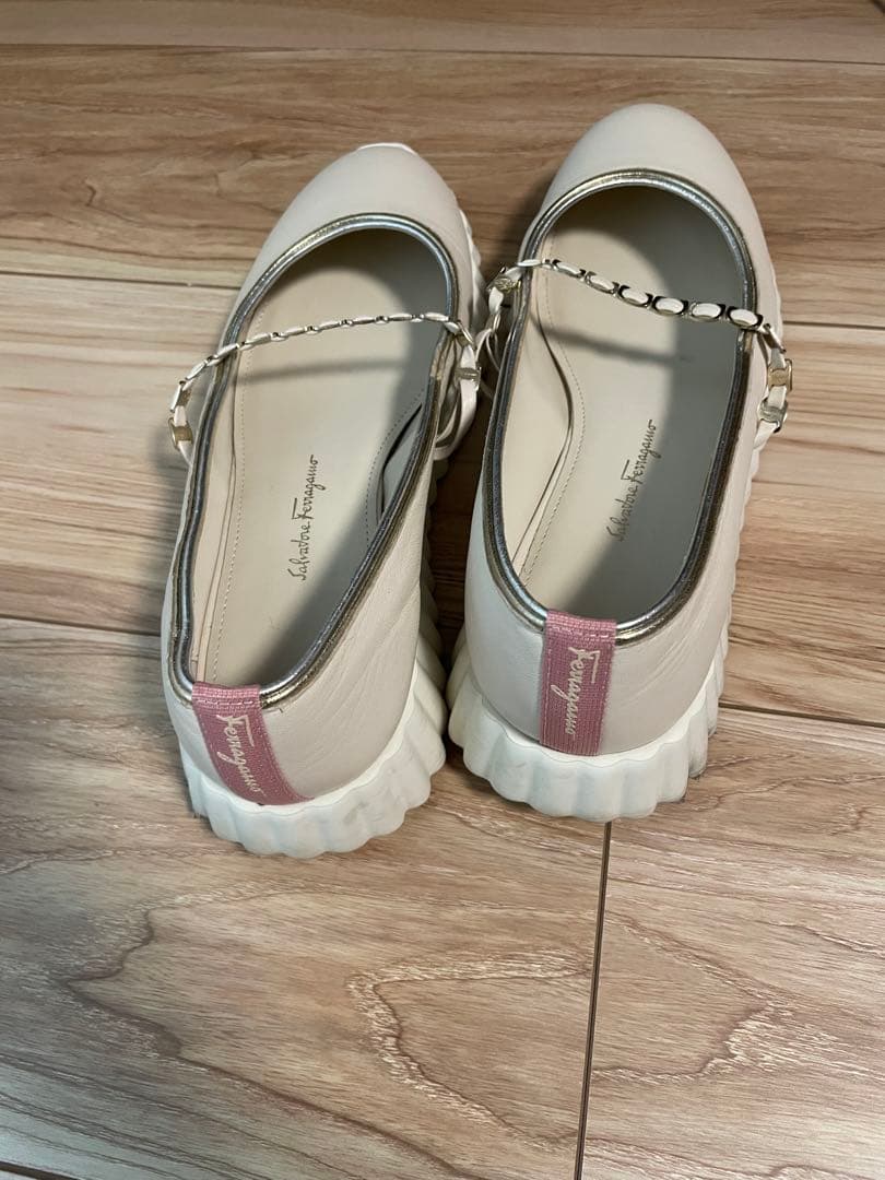 サルバトーレフェラガモ