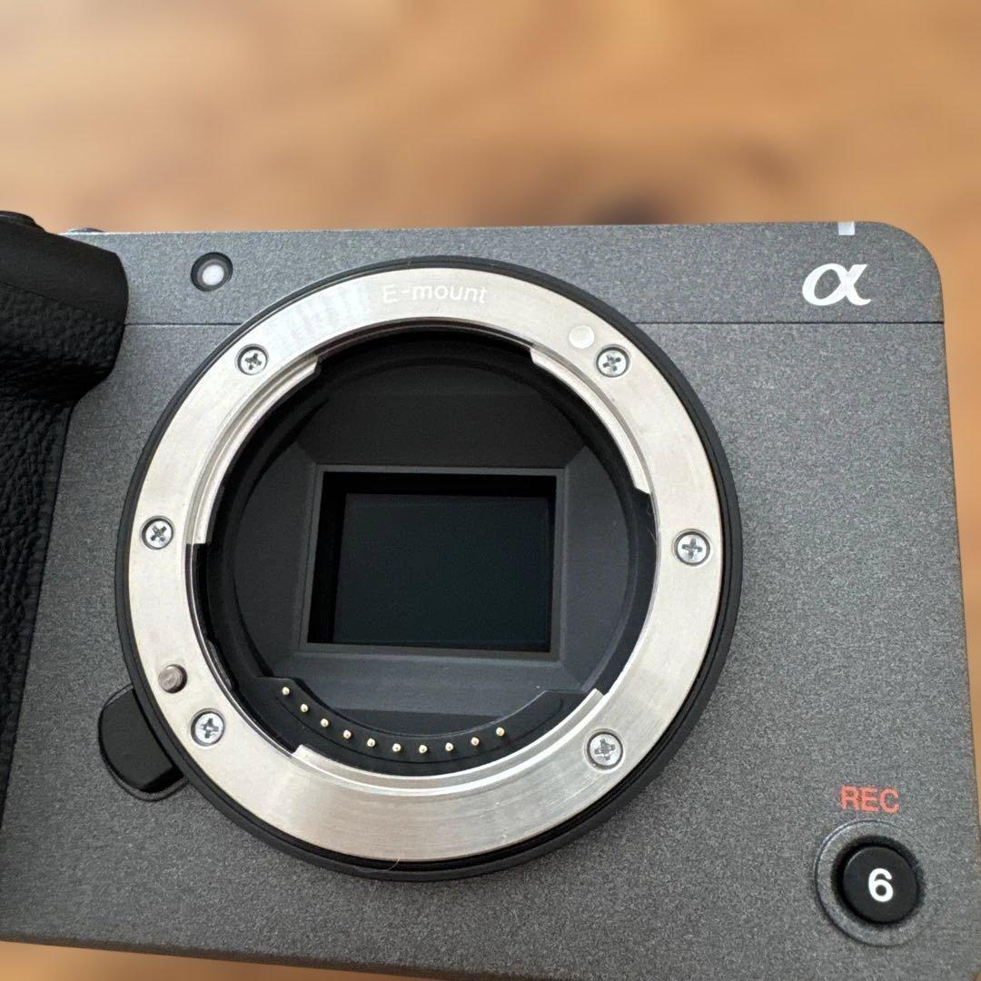 【新品同様】SONY FX30 & SONY SEL15F14G セット