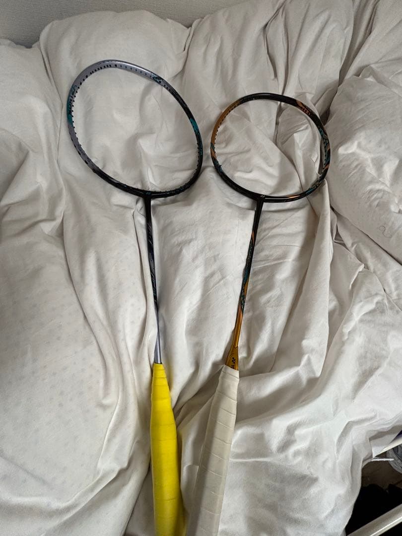 バドミントンラケット アストロクスDとS