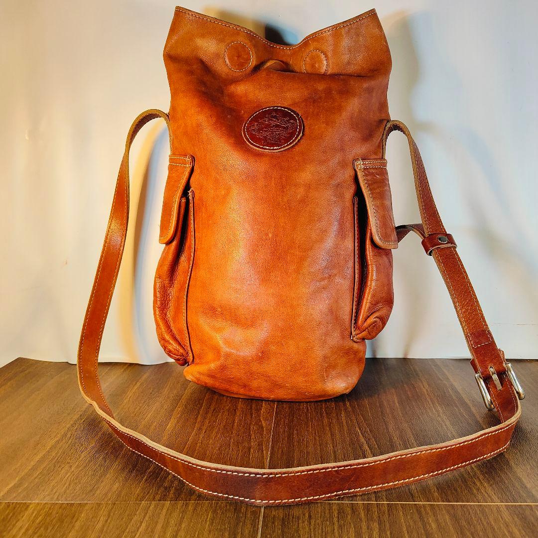 【極美品】オロビアンコ　イタリア製　高級レザーショルダーバッグ　本革 正規品