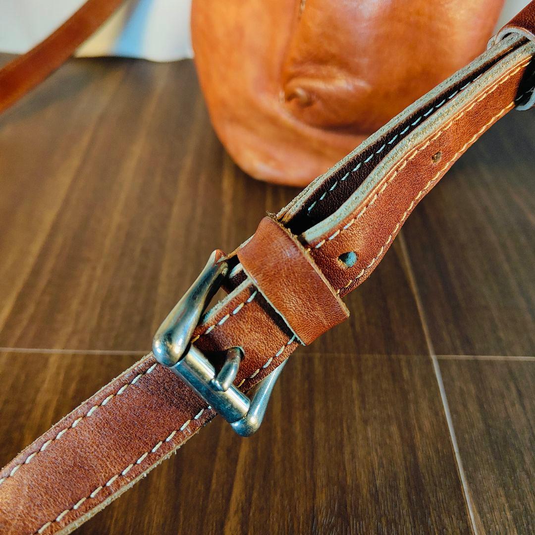 【極美品】オロビアンコ　イタリア製　高級レザーショルダーバッグ　本革 正規品