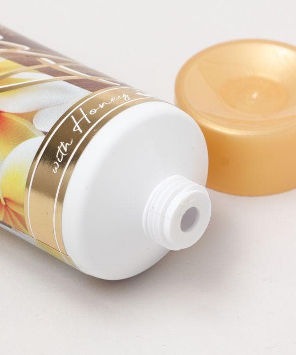 HD　送料込 アイナハンドクリーム ココナッツ アイナボディーローション