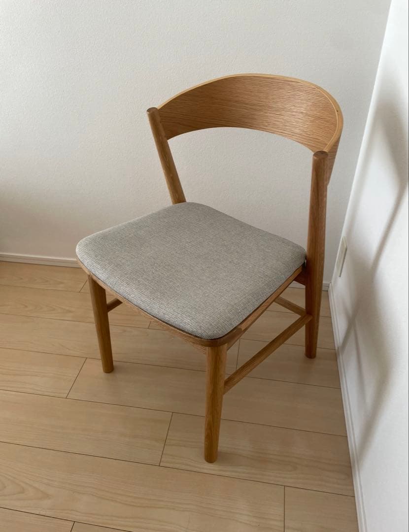 unico SOLK(ソルク) チェア ライトグレー