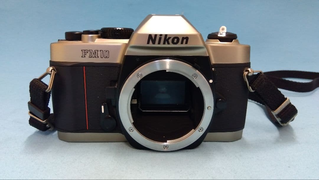 Nikon FM10 ボディのみ 作動良好