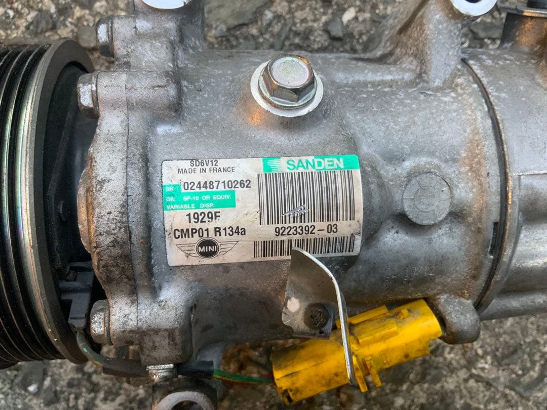 ★ ZN16 ミニ R57 R56 R55 エアコン コンプレッサー 状態未確認