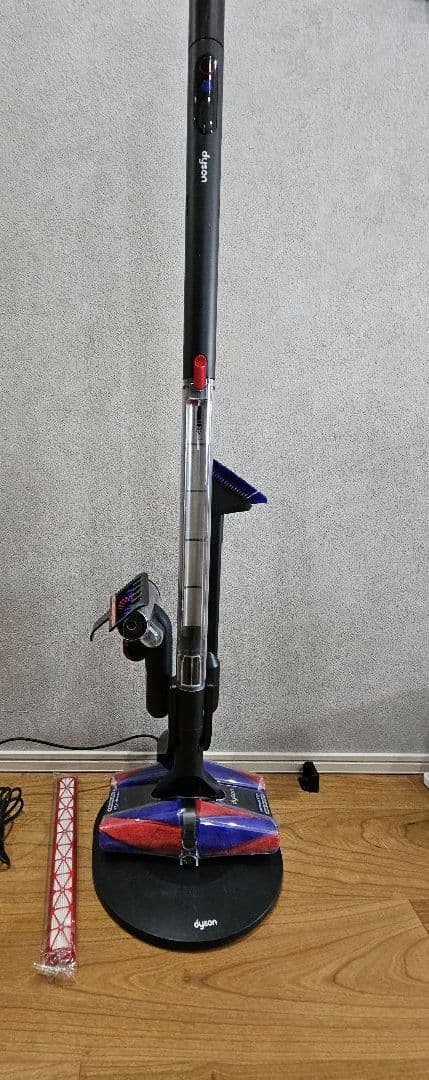 Dyson Pencilvac セット　USED替えフィルター1枚付　保証付き