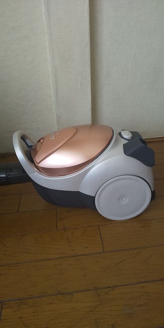 21年製❗軽量型、三菱、紙パック式掃除機(パワーノズル)
