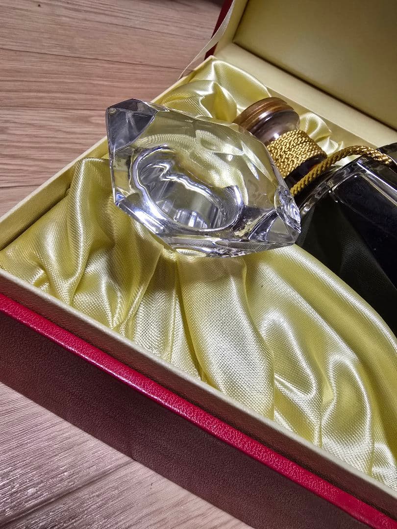 新品未使用 マーテル コルドンブルー バカラボトル ケース付 700ml