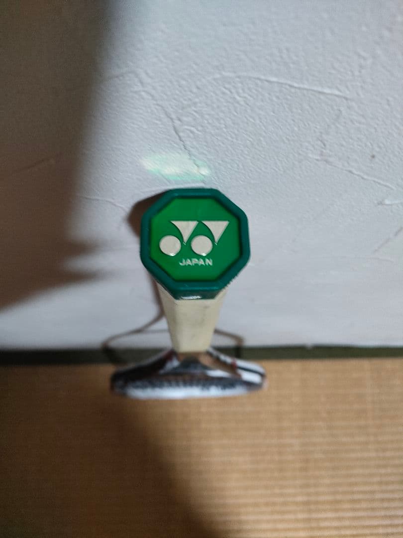 ヨネックス　ナノフォース8vレブ