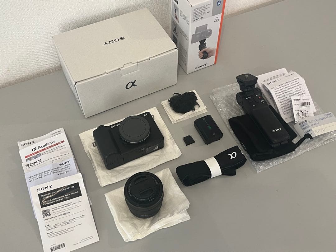 ド*ン様 ZV-E1L＆ズームレンズセット 【25年購入】