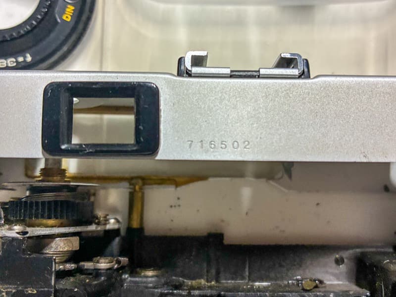 【整備品】美品 KONICA C35 Flash matic 貼り革はC35