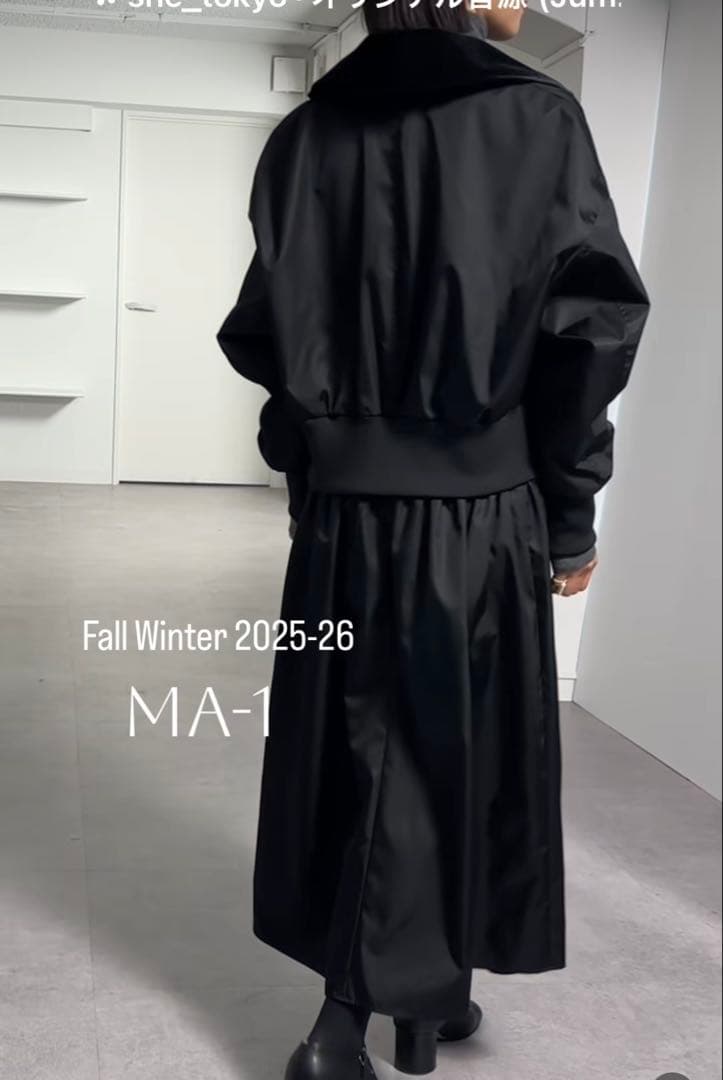 SHE Tokyo ブラック MA-1 ジャケット