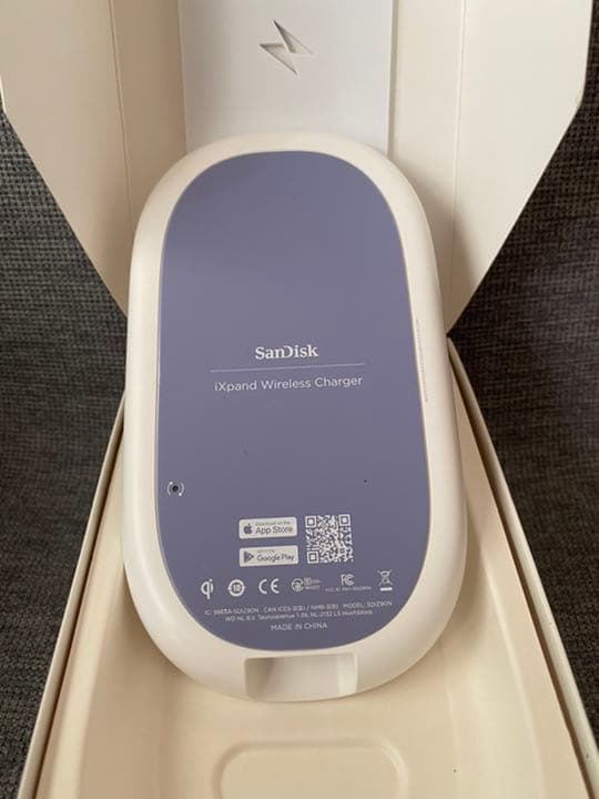 iXpand 256GB ワイヤレスチャージャー iPhone Android