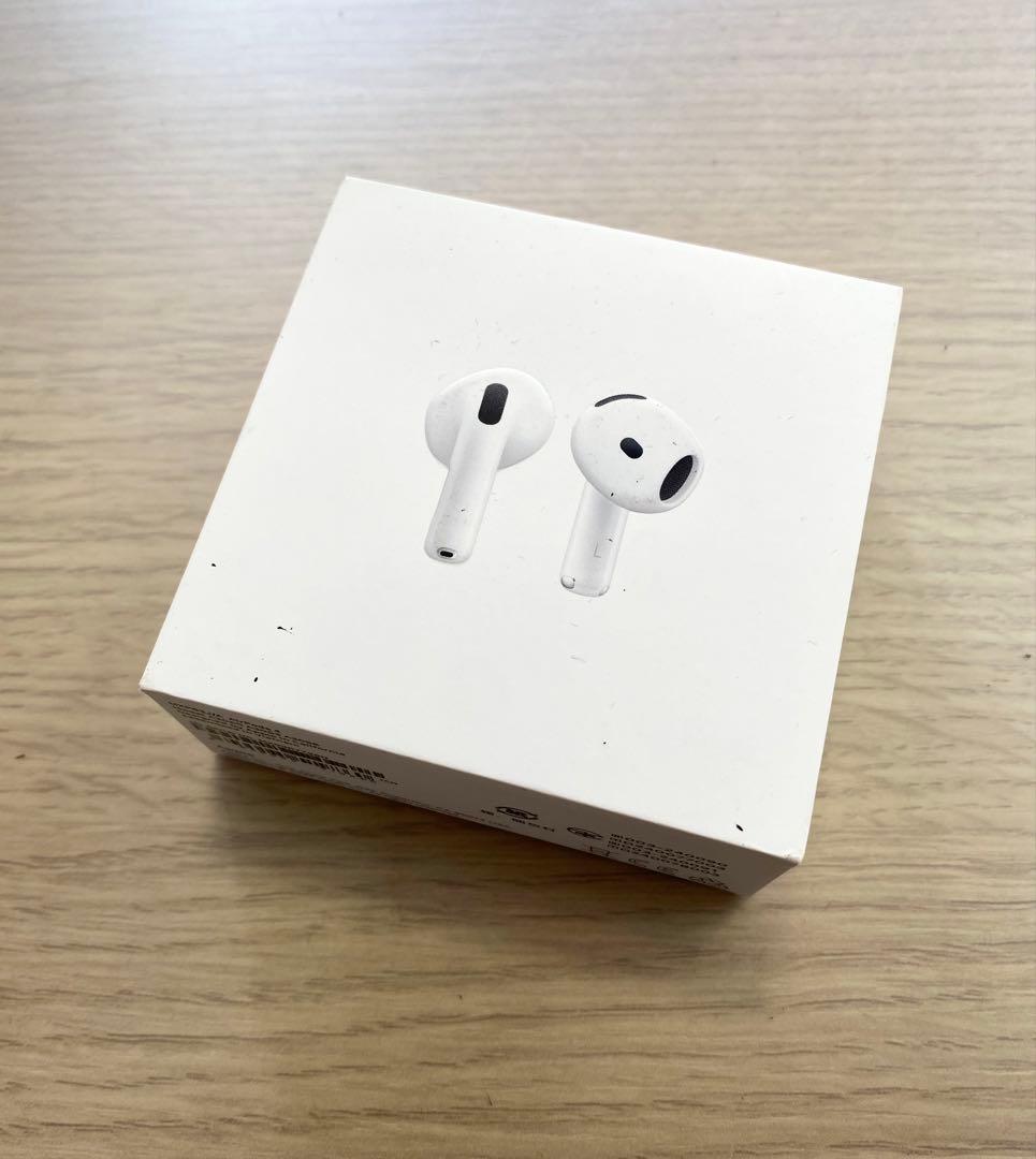 【新品未開封】　Apple AirPods 4 本体 充電ケース付き