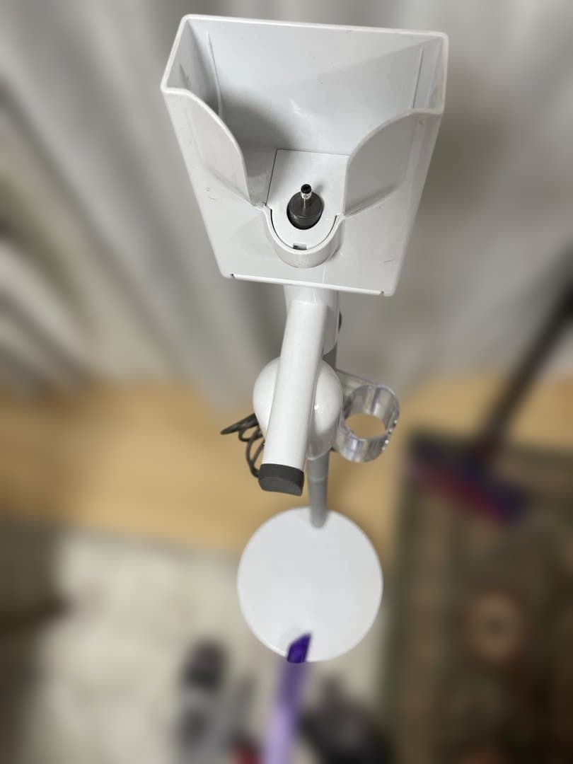 【美品】ダイソン digital slim SV18 スタンド付けエコー４8分