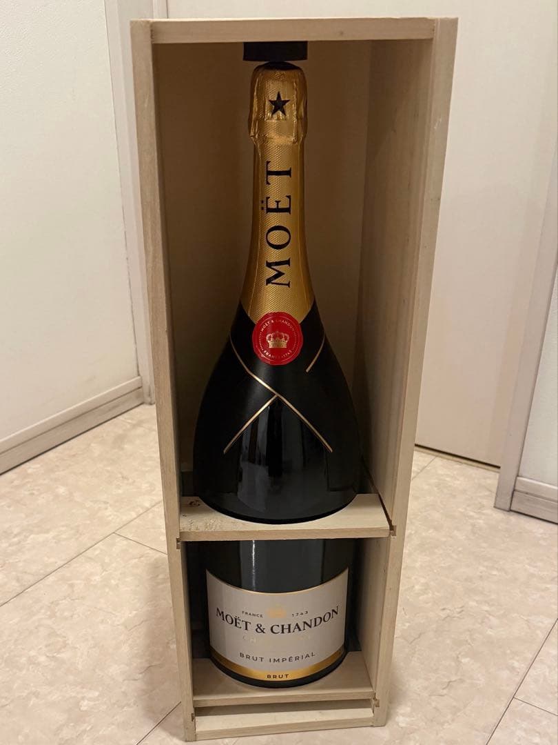 【新品】MOET & CHANDON シャンパン 6000ml 木箱入り