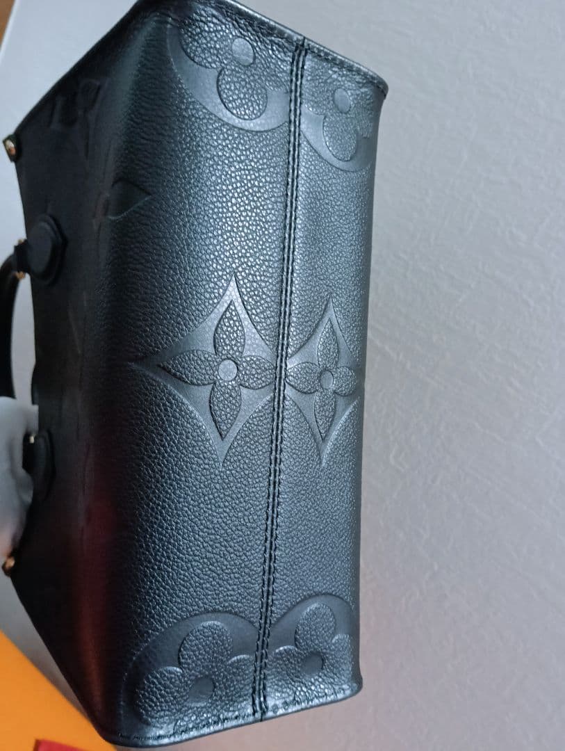 LOUIS VUITTON　モノグラムアンプラント　オンザゴーM45653（PM