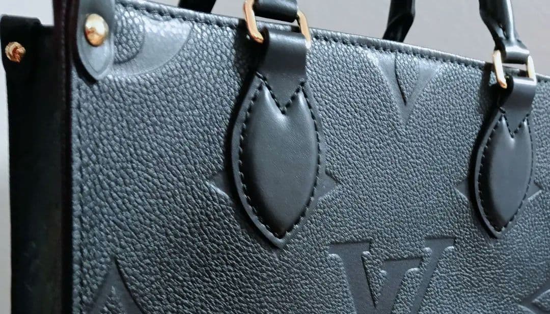 LOUIS VUITTON　モノグラムアンプラント　オンザゴーM45653（PM