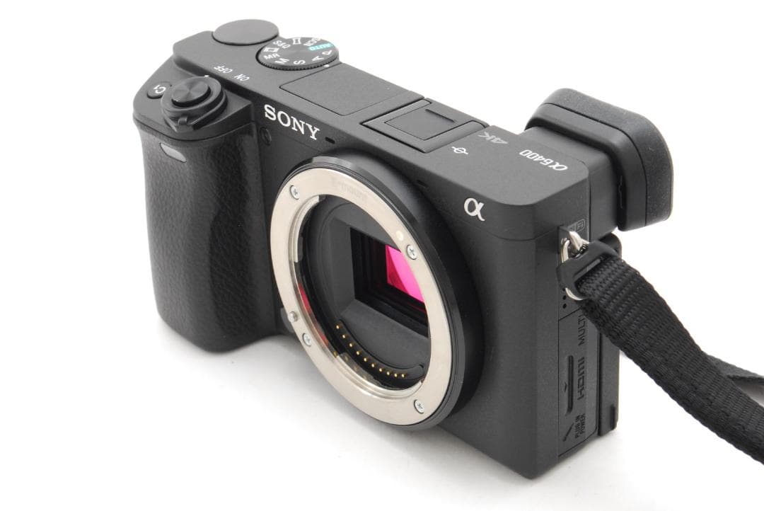 【ほぼ新品】ソニー Sony a6400 ダブルレンズキット ショット数138回