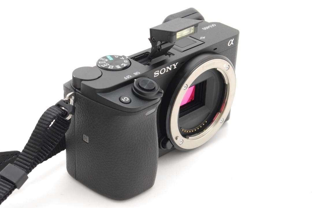 【ほぼ新品】ソニー Sony a6400 ダブルレンズキット ショット数138回