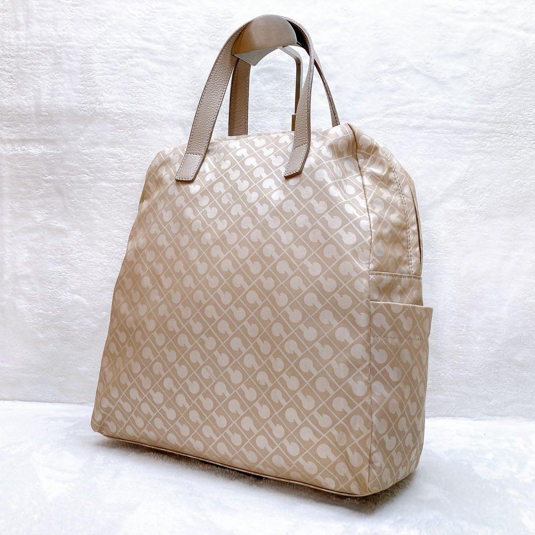 ✨美品✨ゲラルディーニ 2way リュック ハンドバッグ ベージュ 総柄 軽量