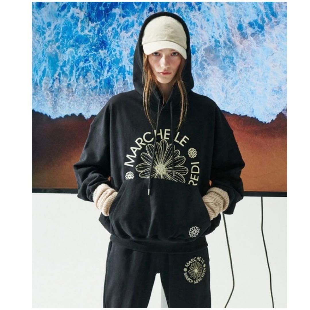 【美品】 マルディメクルディ スウェットパーカー プリントパーカー プルオーバー