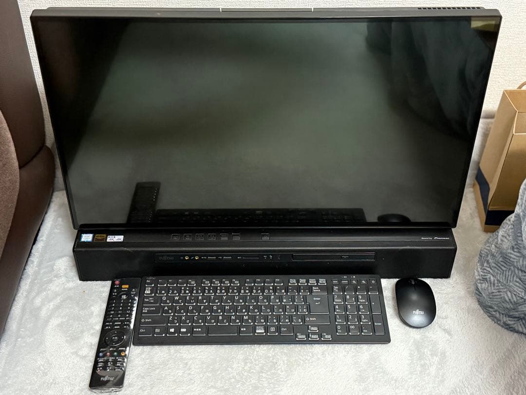 FUJITSU WF2/C3 4Kモデル デスクトップパソコン